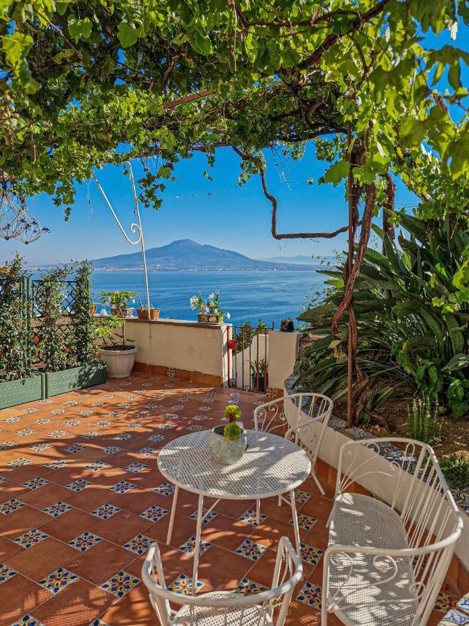 La Torretta Sea View Rooms Vico Equense Dış mekan fotoğraf