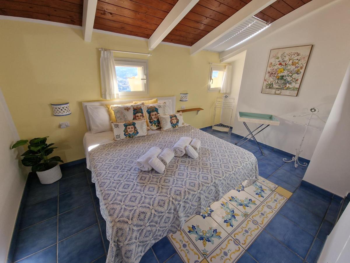 La Torretta Sea View Rooms Vico Equense Dış mekan fotoğraf